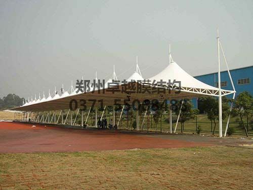 帽型膜結(jié)構車棚