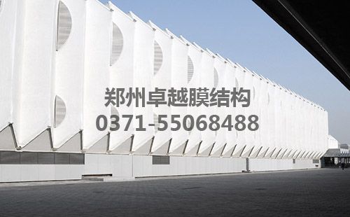 北京西二旗地鐵站起伏褶皺的膜結構外立面