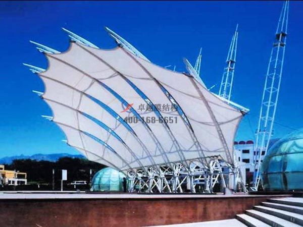 克拉瑪依張拉<font color='red'>膜結(jié)構(gòu)景觀</font>小品【案例圖片】