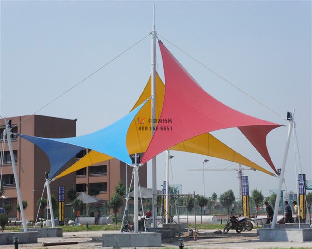 泰安張拉<font color='red'>膜結(jié)構(gòu)景觀</font>小品【案例圖片】