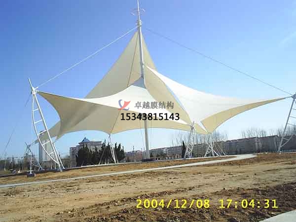 河池張拉<font color='red'>膜結(jié)構(gòu)景觀</font>設(shè)計(jì)施工【案例圖片】