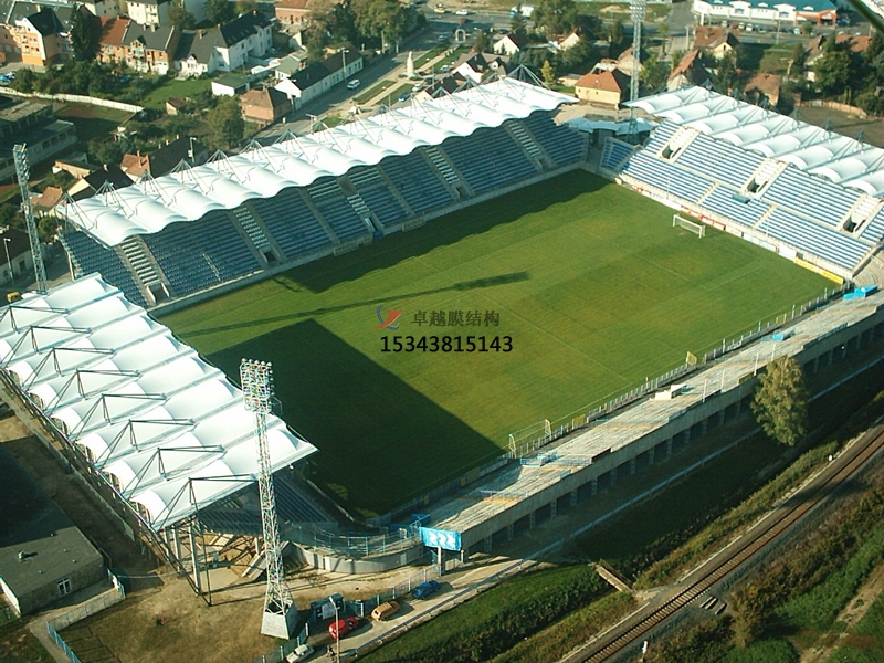 安仁體育公園膜結(jié)構(gòu)【看臺(tái)雨棚】門球場案例