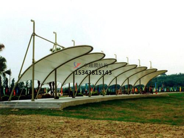 冬季搭建膜結(jié)構(gòu)需要注意事項(xiàng)有哪些？