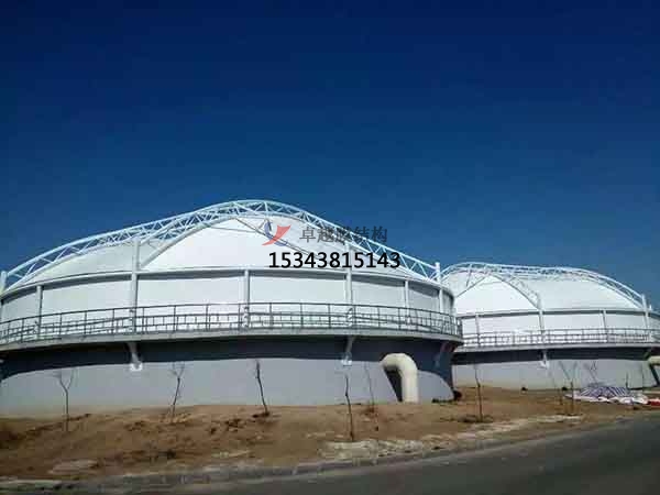 污水池反吊膜結(jié)構(gòu)主要有哪幾種類型呢？