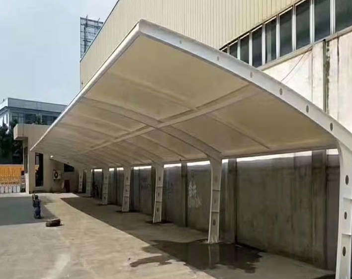 膜結(jié)構(gòu)雨棚有哪些優(yōu)勢(shì)？以下進(jìn)行了詳細(xì)的盤(pán)點(diǎn)
