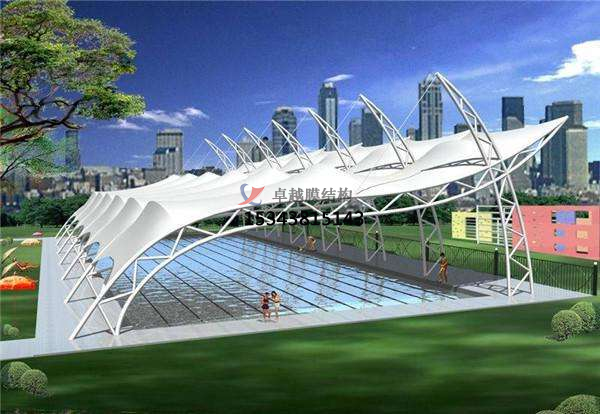 夏季露天游泳池怎么遮陽？