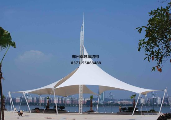 膜結(jié)構(gòu)地下車庫入口如何進(jìn)行保潔？