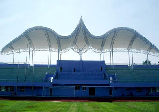 高爾夫膜結(jié)構(gòu)應(yīng)該怎樣選擇合適的膜材？